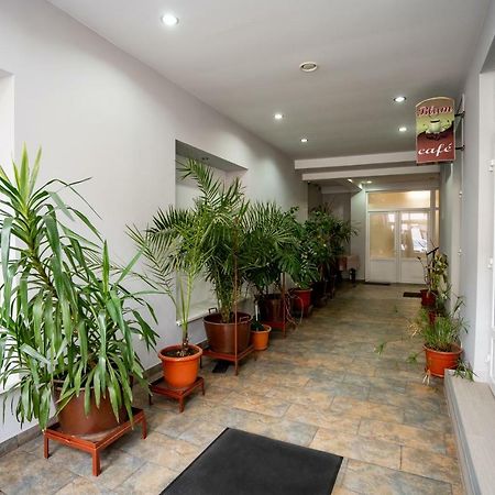 Casa Blum Hotel Lugoj Buitenkant foto