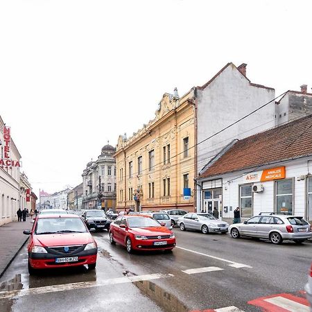 Casa Blum Hotel Lugoj Buitenkant foto